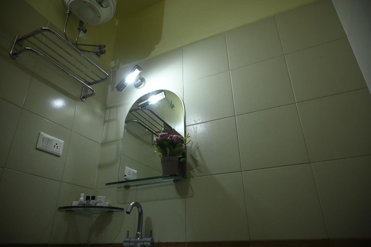 Hotel Dooars Mountain Alipur Duar Esterno foto