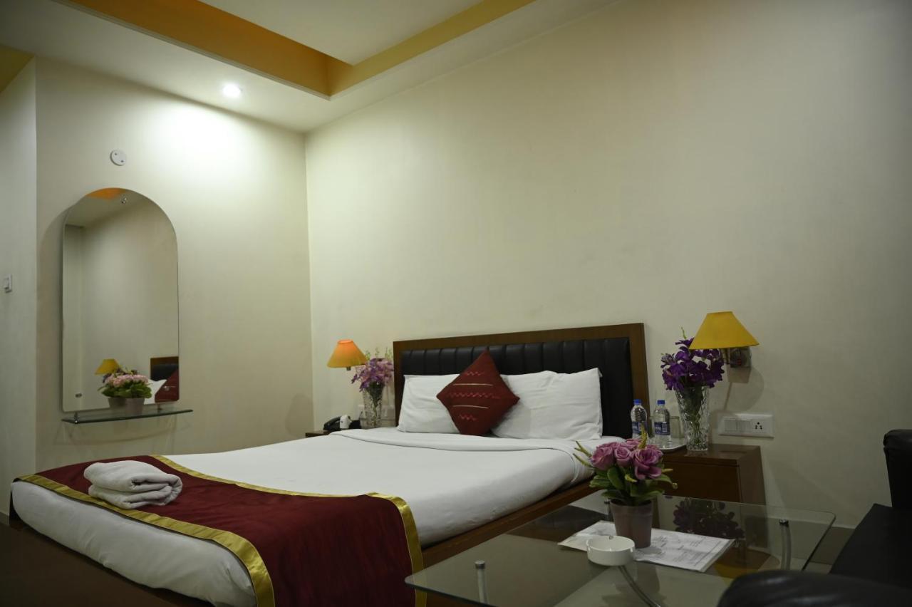 Hotel Dooars Mountain Alipur Duar Esterno foto
