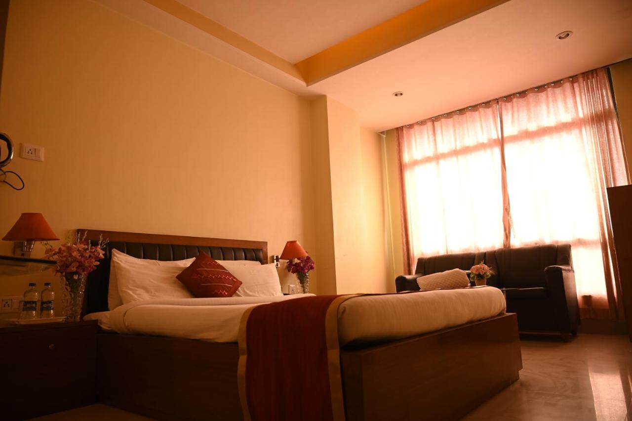 Hotel Dooars Mountain Alipur Duar Esterno foto