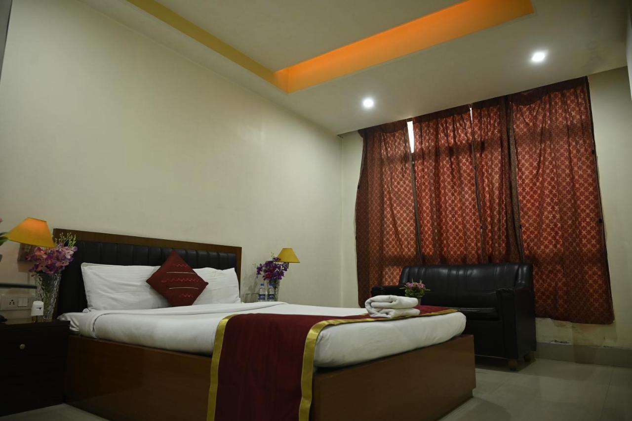Hotel Dooars Mountain Alipur Duar Esterno foto