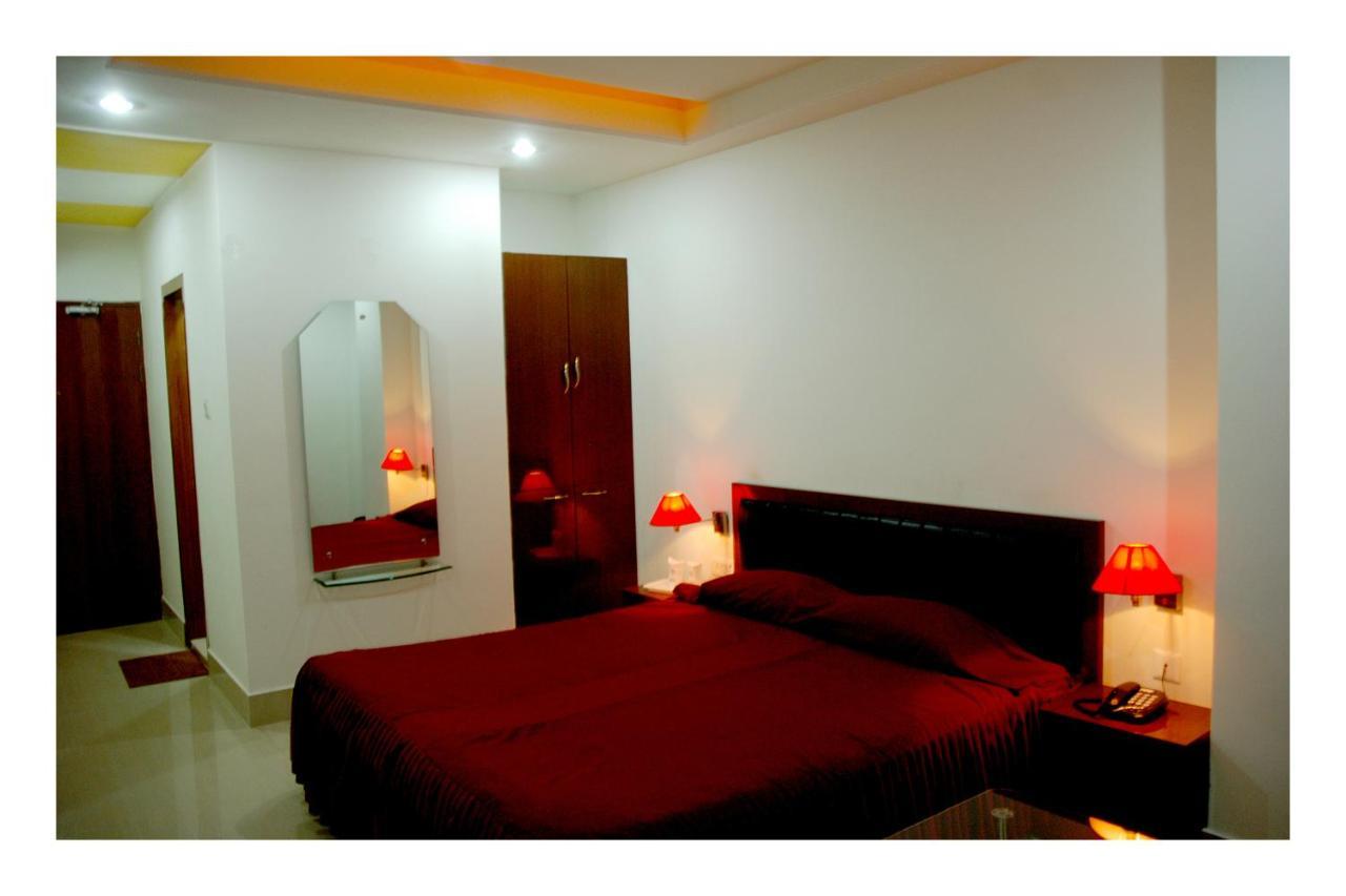 Hotel Dooars Mountain Alipur Duar Esterno foto