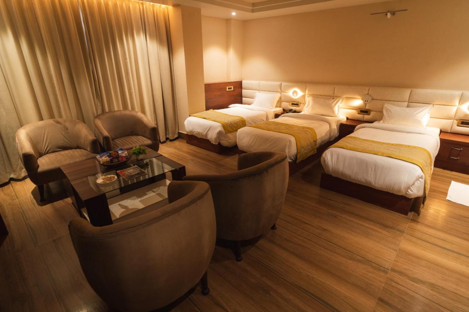 Hotel Dooars Mountain Alipur Duar Esterno foto